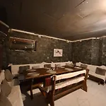 Homely Konukevi 3*