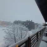 Homely 招待所 3*